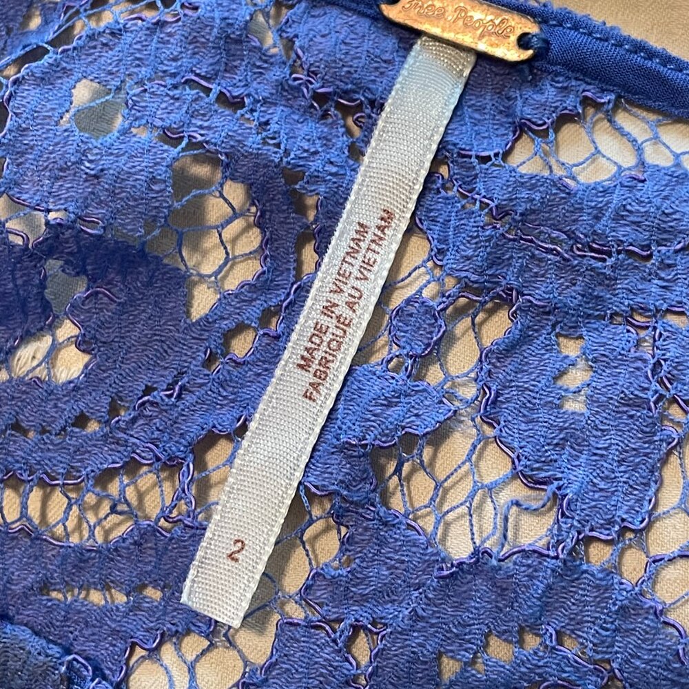 FREE PEOPLE || Blue Lace Mini Dress - Size 2 - Picture 3 of 5